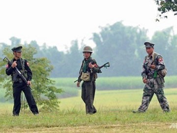 Friedliche Verhandlung zwischen Regierung Myanmars und Kachin-Rebellen - ảnh 1