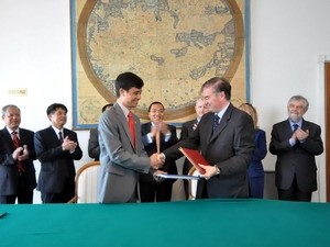 Vietnam und Italien unterzeichnen Luftfahrtabkommen - ảnh 1