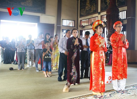 Hang Thuan Zeremonie: Buddhistische Hochzeitszeremonie  - ảnh 1