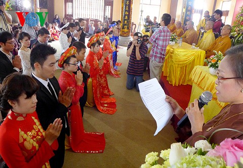 Hang Thuan Zeremonie: Buddhistische Hochzeitszeremonie  - ảnh 14