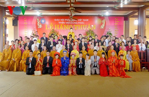 Hang Thuan Zeremonie: Buddhistische Hochzeitszeremonie  - ảnh 16
