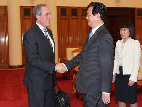 Premierminister Dung trifft US-Handelsbeauftragten Froman - ảnh 1