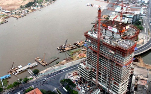 Die Wirtschaft in Ho Chi Minh Stadt 2014 wieder belebter  - ảnh 1
