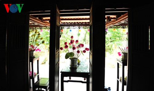 Die Herstellung von Papierblumen im Dorf Thanh Tien  - ảnh 5