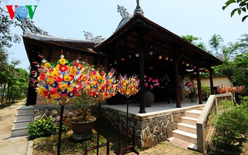 Die Herstellung von Papierblumen im Dorf Thanh Tien  - ảnh 6