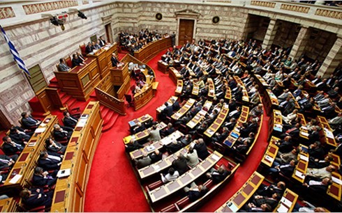 Griechenland: Parlament billigt zweites Gesetzespaket - ảnh 1