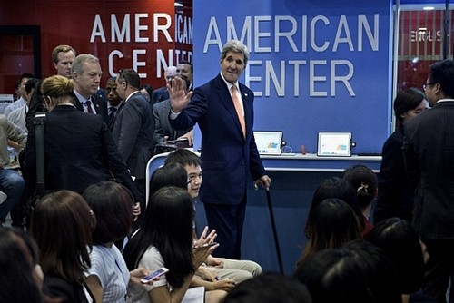 Aktivitäten von US-Außenminister Kerry in Hanoi - ảnh 1