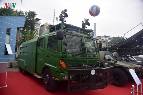 Professionelle Fahrzeuge der vietnamesischen Sicherheitskräfte - ảnh 6
