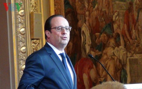 Frankreichs Präsident Hollande besucht Ägypten - ảnh 1