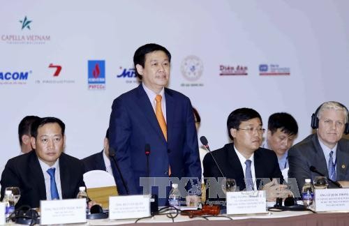 Vizepremierminister Vuong Dinh Hue nimmt am Privatwirtschaftsforum teil - ảnh 1