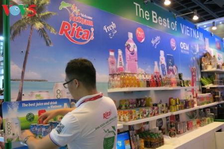 33 vietnamesische Unternehmen nehmen an Messe Gulfood in Dubai teil - ảnh 13