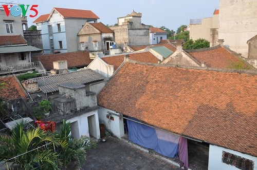 Die traditionelle Architektur und die französische Architektur im Dorf Cu Da - ảnh 2