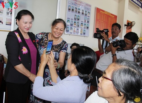 Parlamentspräsidentin Nguyen Thi Kim Ngan trifft Wähler der Stadt Can Tho - ảnh 1