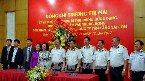 Truong Thi Mai besucht Armeeeinheiten in Ho Chi Minh Stadt - ảnh 1