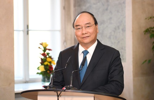 Premierminister Nguyen Xuan Phuc besucht die IMC Fachhochschule Krems - ảnh 1
