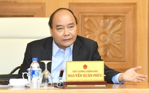 Premierminister Nguyen Xuan Phuc leitet die Ausarbeitung des Regierungsbeschlusses Nummer 01 - ảnh 1