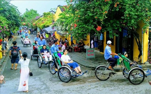 Mehr als 14,1 Millionen Ausländer besuchen Vietnam - ảnh 1