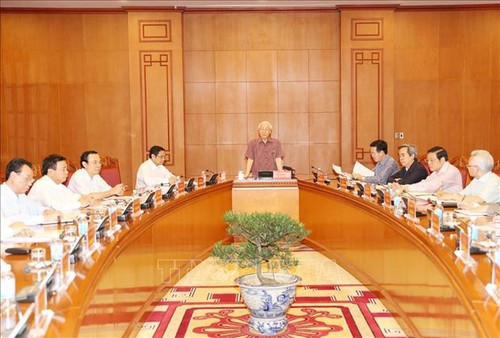 Sitzung der Unterabteilung für Dokumente des 13. Parteitages - ảnh 1