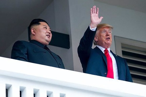 Südkoreas Präsident zeigt sich optimistisch für den USA-Nordkorea-Gipfel in Hanoi - ảnh 1
