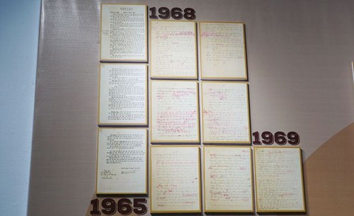 Ausstellung “Die Reise zur Erfüllung der Träume – 50jährige Umsetzung des Testaments Ho Chi Minhs” - ảnh 1