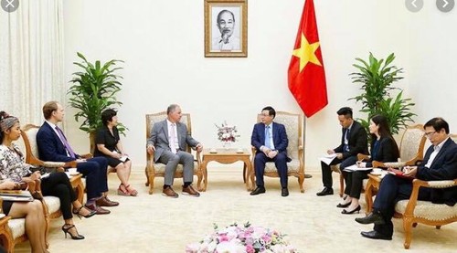 Vizepremierminister Vuong Dinh Hue empfängt den Geschäftsführer des US-Energieunternehmens - ảnh 1
