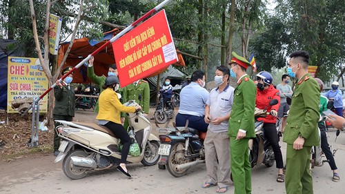 Covid-19-Epidemie: Die Isolationszeit in der Gemeinde Son Loi in der Provinz Vinh Phuc läuft ab - ảnh 1