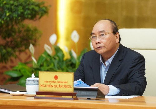 Premierminister fordert zur Überprüfung aller ausländischer Einreisenden in Vietnam seit 8. März auf - ảnh 1