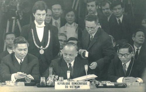 Beiträge der vietnamesischen Diplomatie zum historischen Sieg im Frühling 1975 - ảnh 1