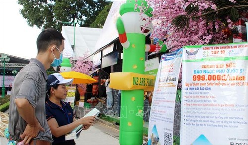 Tourismusfesttag von Ho Chi Minh Stadt zieht 200.000 Besucher an - ảnh 1