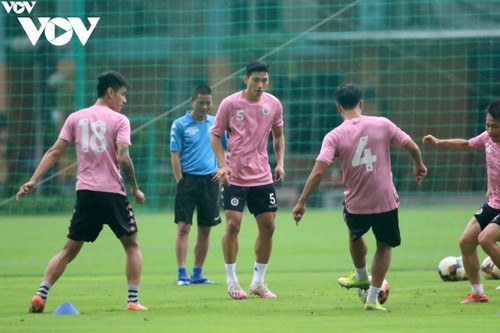 Kapitän Van Quyet: Rückkehr von Van Hau hilft Hanoi FC dabei, selbstbewusster beim VFB-Pokal zu sein - ảnh 1