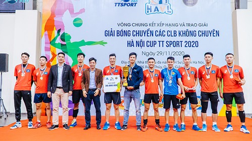 Duan Di gewinnt Volleyball-Turnier für Amateurvereine in Hanoi - ảnh 1