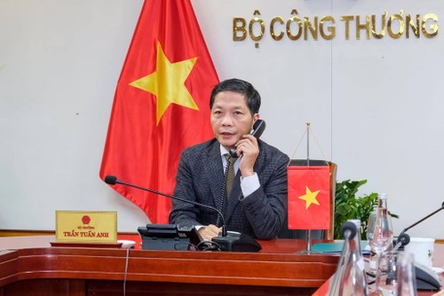 Zusammenarbeit in Wirtschaft und Handel ist Hauptimpuls für Vietnam-USA-Beziehungen - ảnh 1