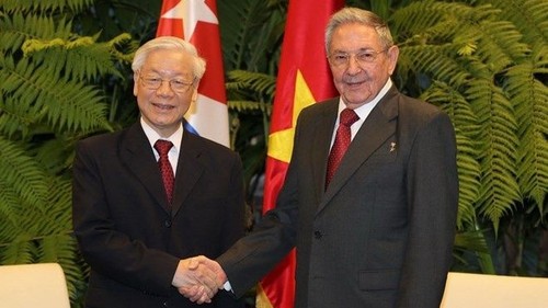 Vertiefung der engen Beziehungen zwischen zwei Parteien, Staaten, Regierung und Völkern Kubas und Vietnams - ảnh 1