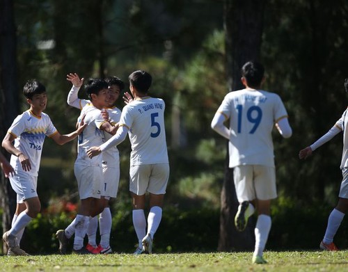Zwölf Teams nehmen an Finalrunde der U19-Fußball-Nationalmeisterschaft teil - ảnh 1