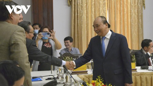 Premierminister Nguyen Xuan Phuc: “Dialog 2045” zeigt Streben nach starkem und wohlhabendem Vietnam - ảnh 1