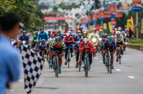 Vinh Phuc organisiert nationale Radmeisterschaft 2021 - ảnh 1
