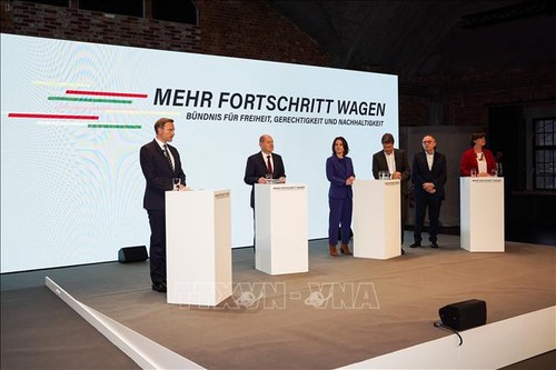 Drei Parteien in Deutschland unterzeichnen Koalitionsvertrag zur Regierungsbildung - ảnh 1