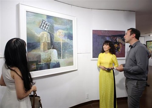 47. Jahrestag der Wiedervereinigung des Landes: Kunstausstellung „Wiedertreffen“ in Da Nang - ảnh 1