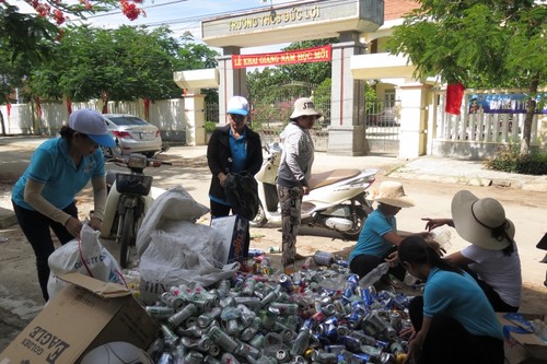 Patinnen für Waisenkinder in Quang Ngai - ảnh 1