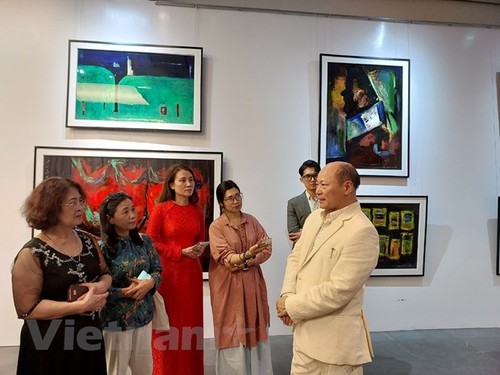 Ausstellung des Malers Ngo Xuan Binh im Museum Hanoi - ảnh 1