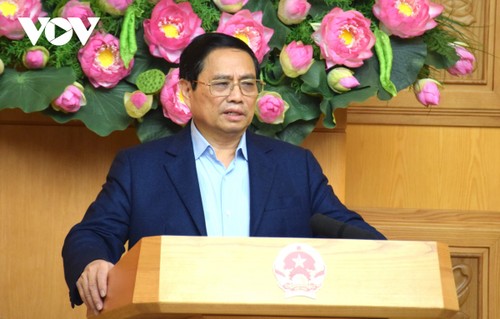 Premierminister Pham Minh Chinh leitet Sitzung für Bau von Autobahnen - ảnh 1