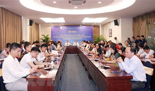 Auslandsvietnamesen engagieren sich für Kampagne “Vietnamesen bevorzugen vietnamesische Waren” - ảnh 1