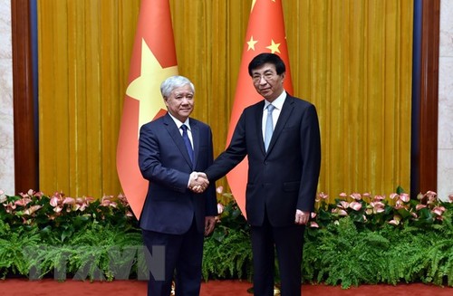 Vorsitzender der Vaterländischen Front Vietnams schickt Glückwunschbrief an Obersten politischen Berater Chinas - ảnh 1
