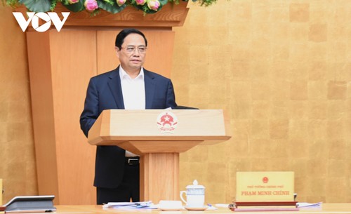 Premierminister Pham Minh Chinh leitet die Regierungssitzung zum Gesetzesaufbau - ảnh 1