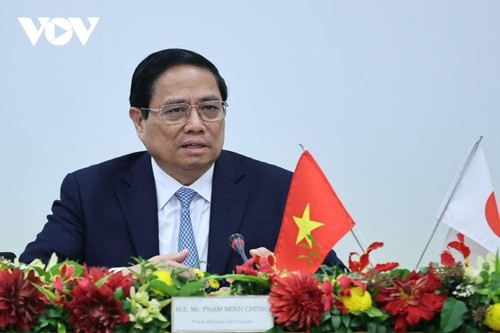 Diskussion zwischen Premierminister Pham Minh Chinh und führenden Unternehmen der Präfektur Gunma - ảnh 1