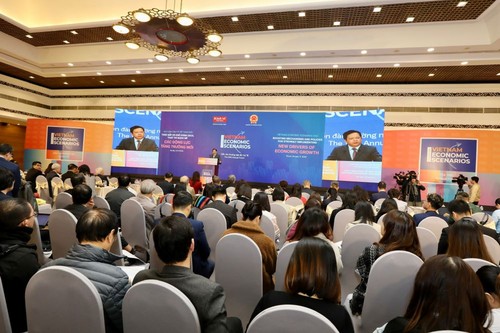 Forum „Szenarien für die vietnamesische Wirtschaft 2024“ - ảnh 1