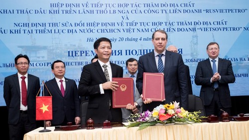 越南与俄罗斯签署地质勘探和石油开采合作协定 - ảnh 1