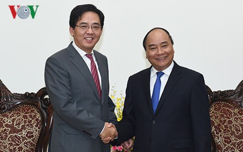 越南与中国继续推动各领域全面合作关系 - ảnh 1