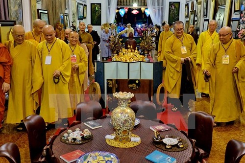 阮善仁就越南佛教教会成立日三十五周年致贺信 - ảnh 1