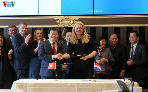 推动越南与荷兰在应对气候变化和水资源管理领域的合作 - ảnh 1